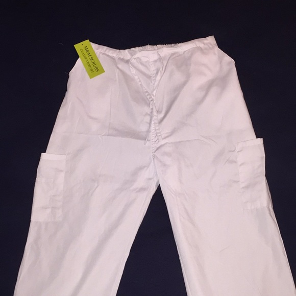 White Scrubs Men’s Set - Size Small - Picture 3 of 4